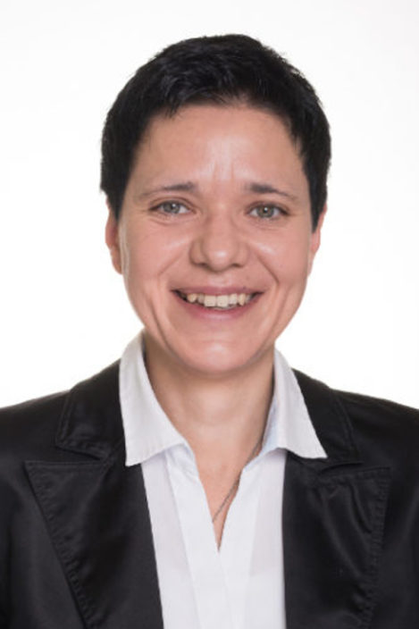 Sandra-Ludwig_600x900-469×704
